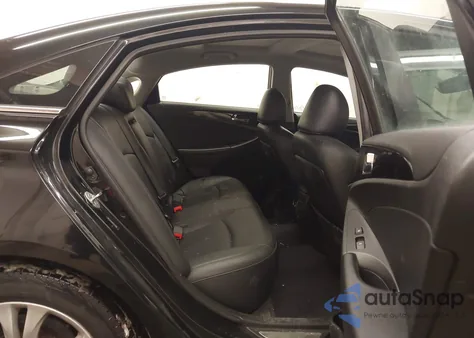 2013 Hyundai Sonata Limited z USA, uszkodzony, nr VIN 5NPEC4AC6DH771908